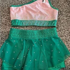 Girls Green and Pink Wicked cheer set